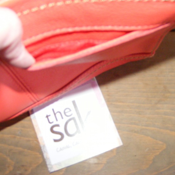 Bag - Picture 2 of 5